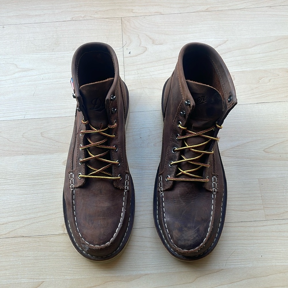 Danner - Mens Bull Run Moc Toe 6" ST Boots, size 10 US mens, color brown.